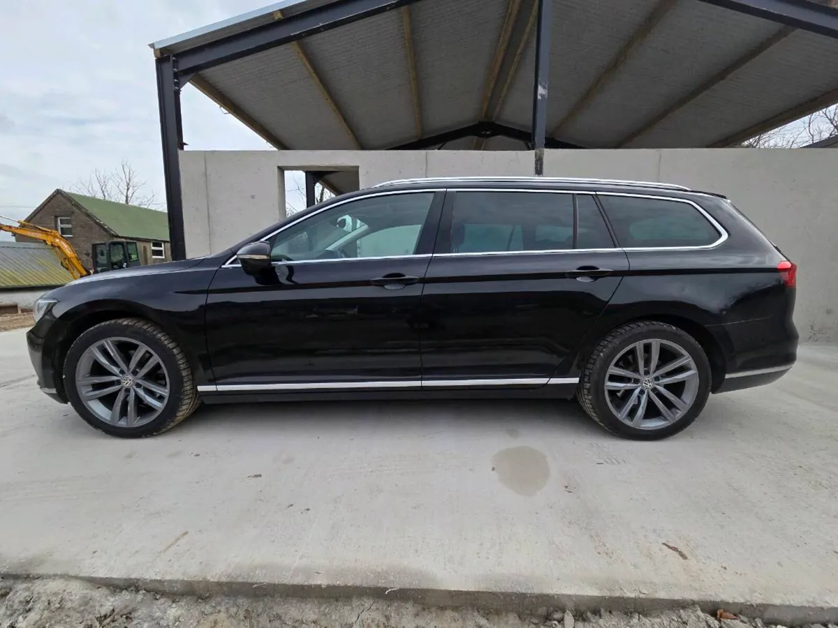 VW Passat 2.0 GT Estate - Image 3