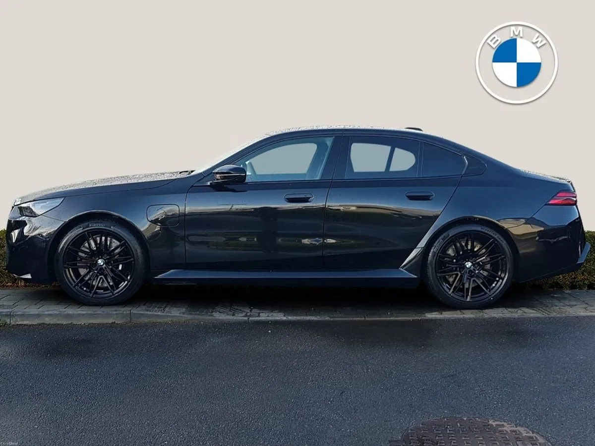 BMW M5 4.4 - Image 3