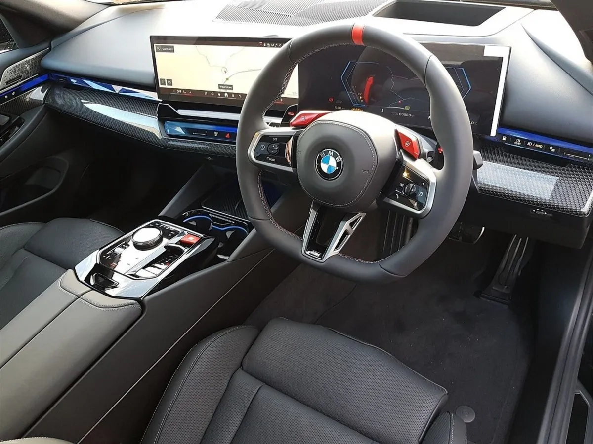 BMW M5 Saloon - Image 6