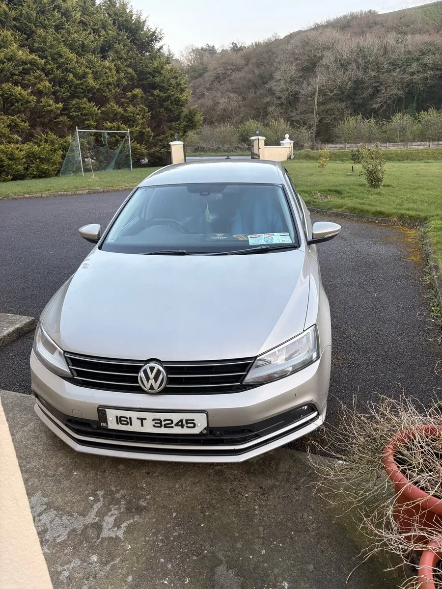 Volkswagen Jetta 2016 2.0L Highline - Image 1