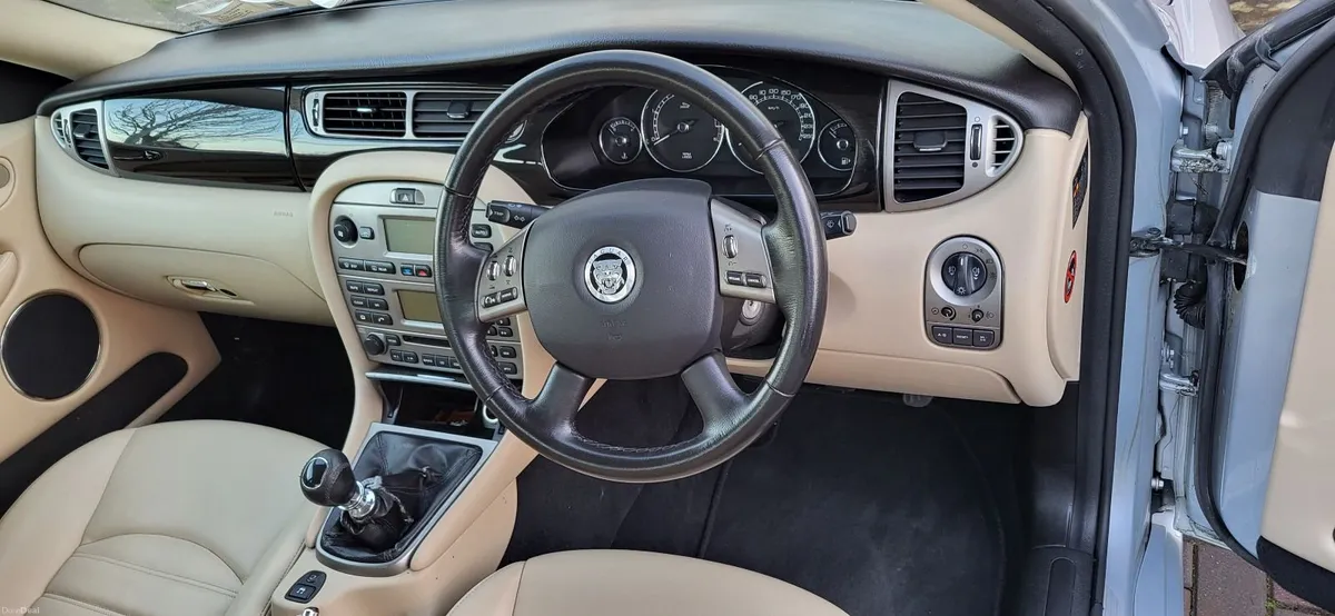 Jaguar X-Type 2009 - Image 3