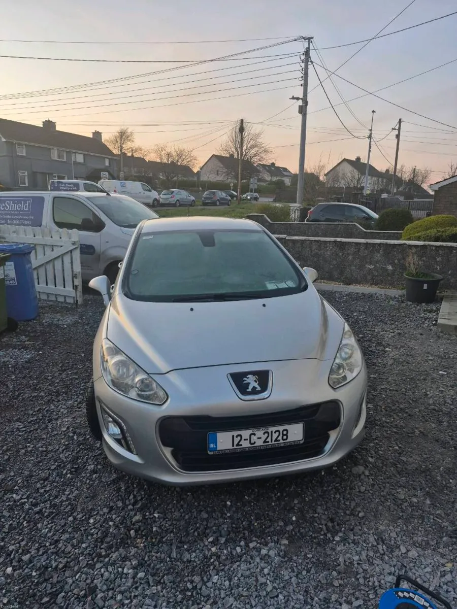 Peugeot 308 - Image 1