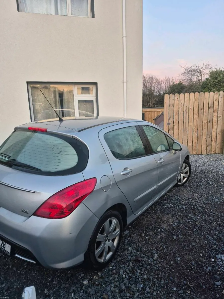 Peugeot 308 - Image 3