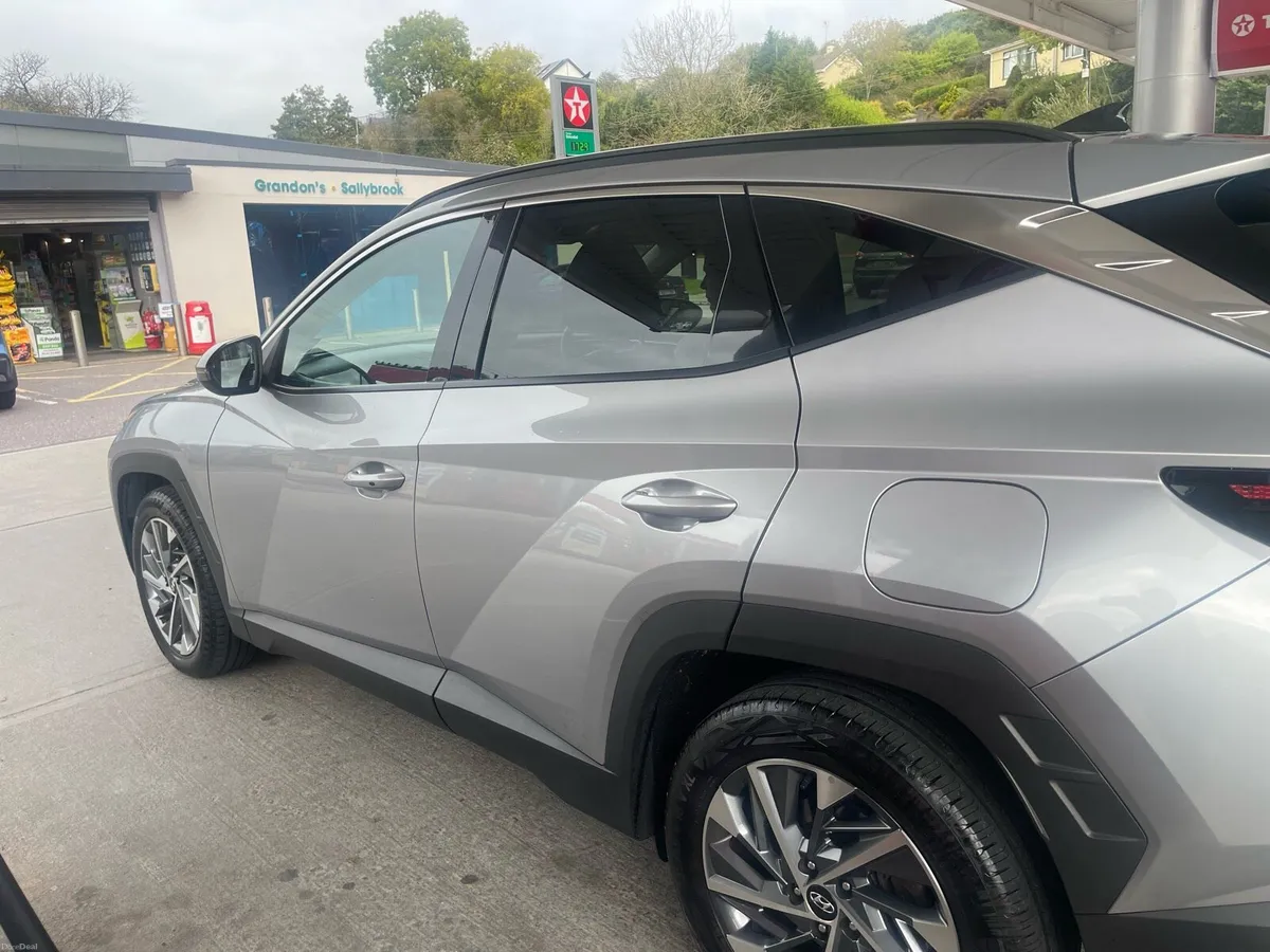 2024 Hyundai Tucson - Image 2