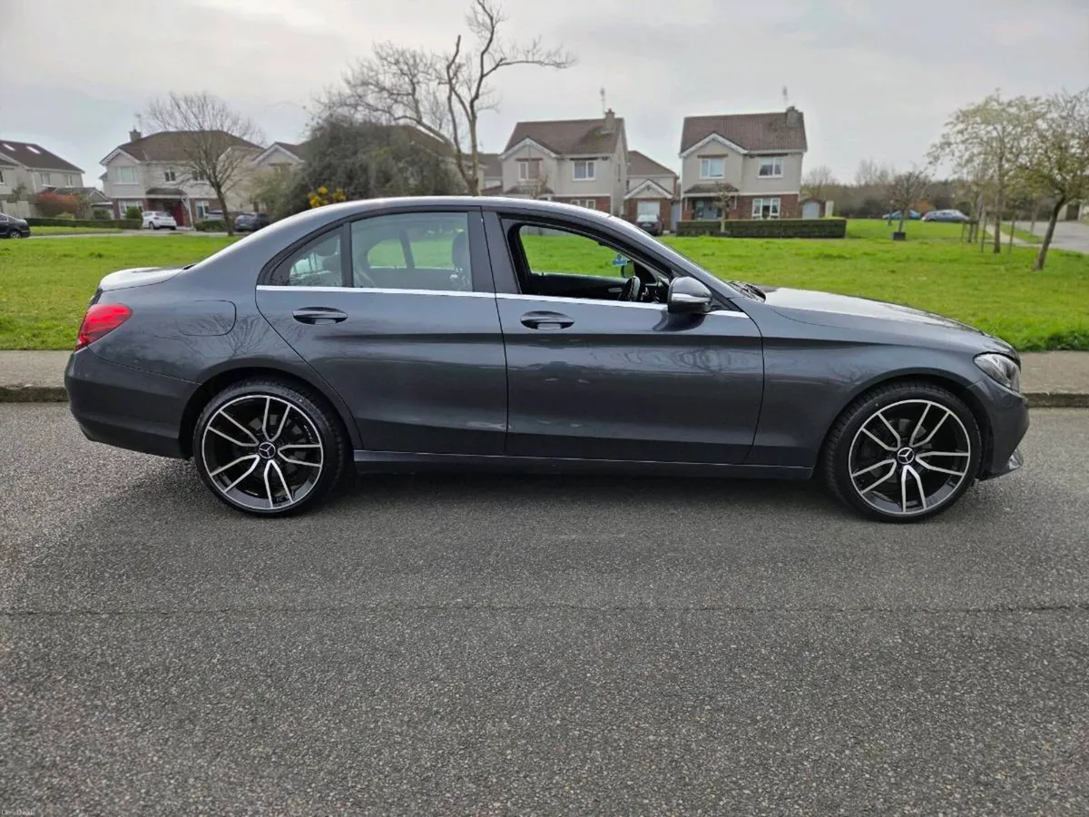 Mercedes-benz c220 - Image 2