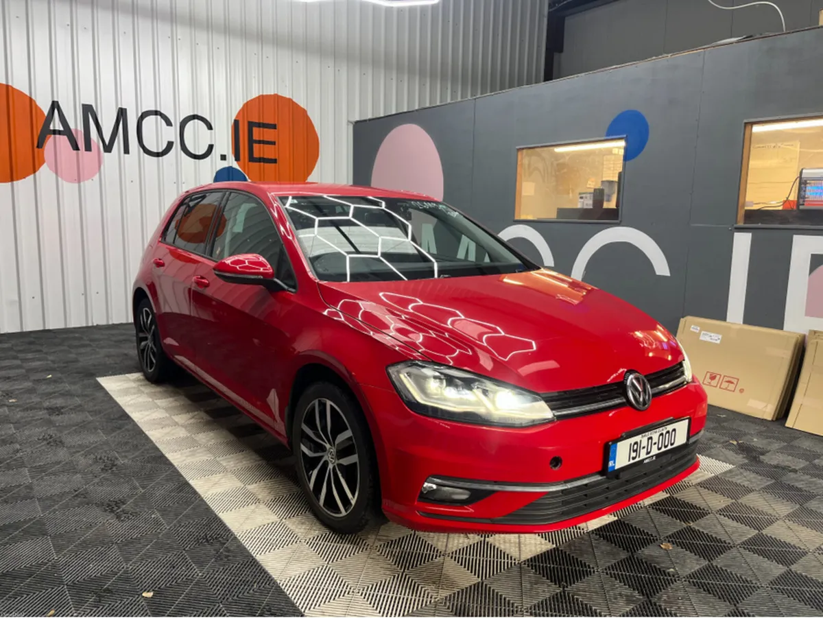 Volkswagen Golf 2019 VOLKSWAGEN GOLF TSI HIGH LINE - Image 1