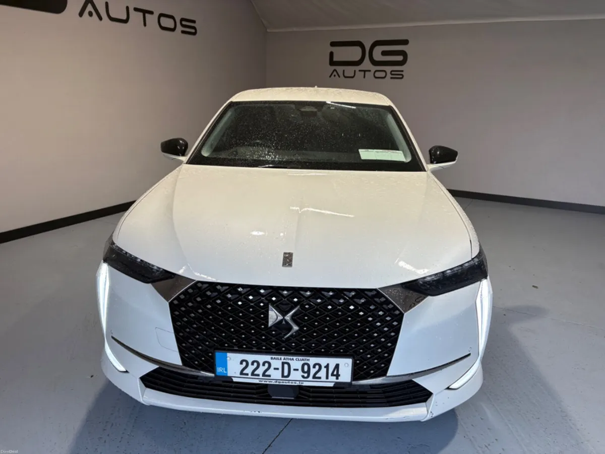 DS Automobiles DS 4 TROCADERO BLUE HDI 130 AUTO 5D - Image 3