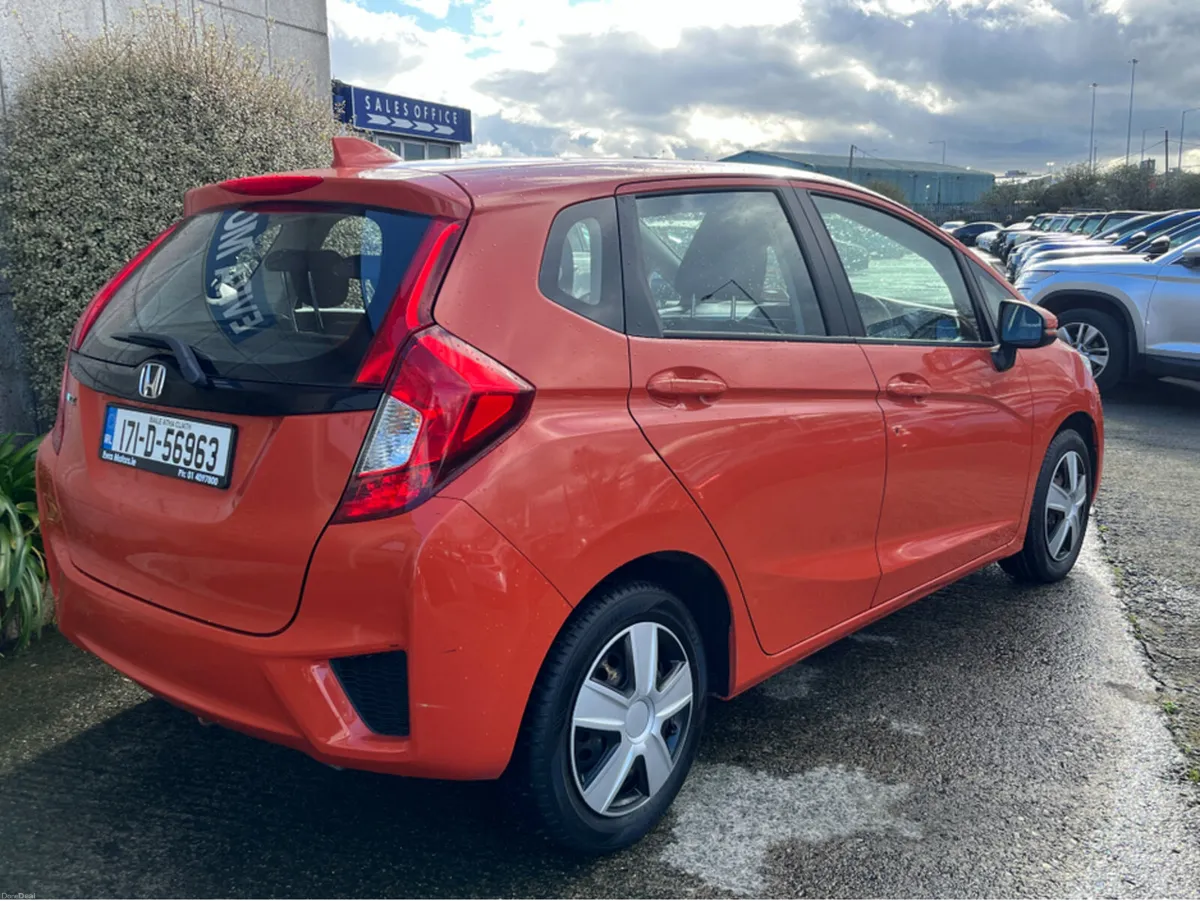 Honda Jazz i-VTEC 1.3 PETROL MANUAL - Image 4