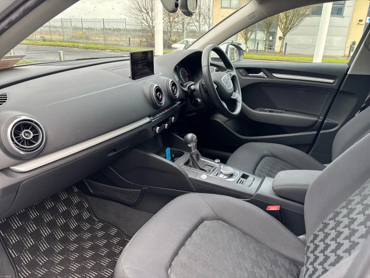 Audi A3 DBA-8VCXSL - Image 3