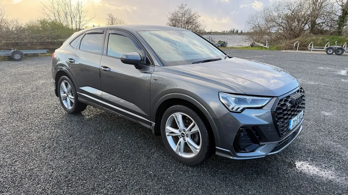 Audi Q3 2021 - Image 1