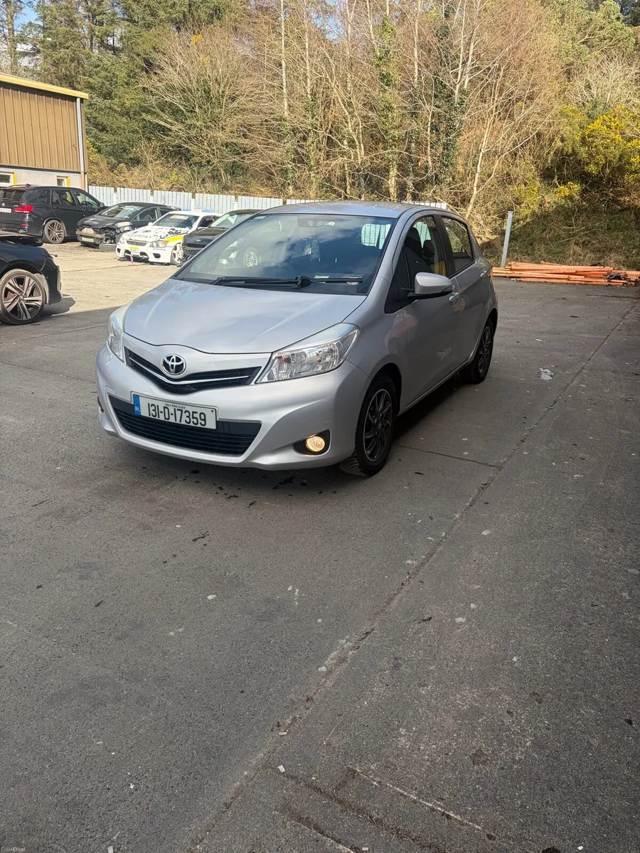 Toyota Yaris - Image 2