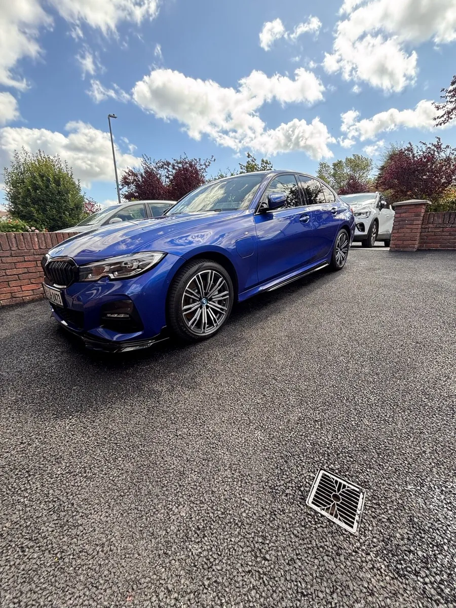 BMW 330e m-sport - Image 3