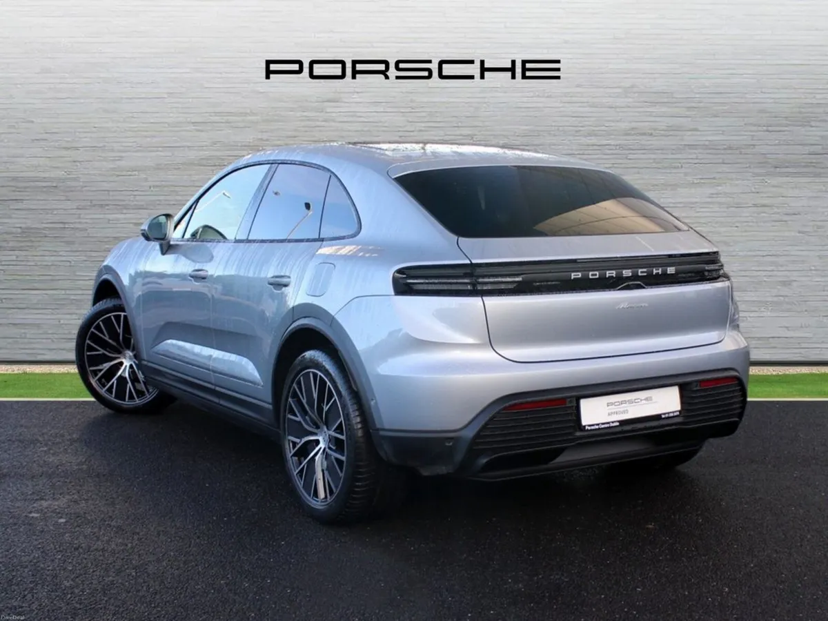 Porsche Macan Electric - Image 3