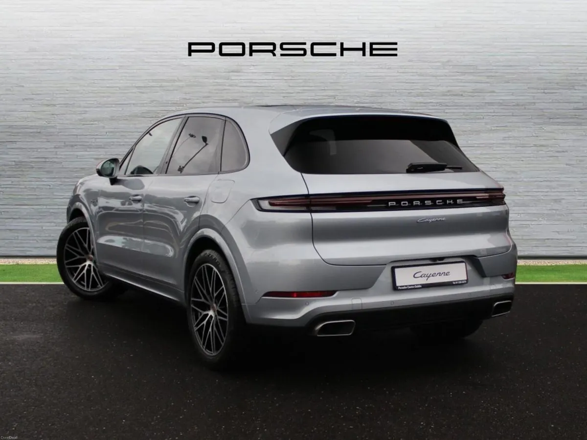 Porsche Cayenne E-Hybrid - Image 3