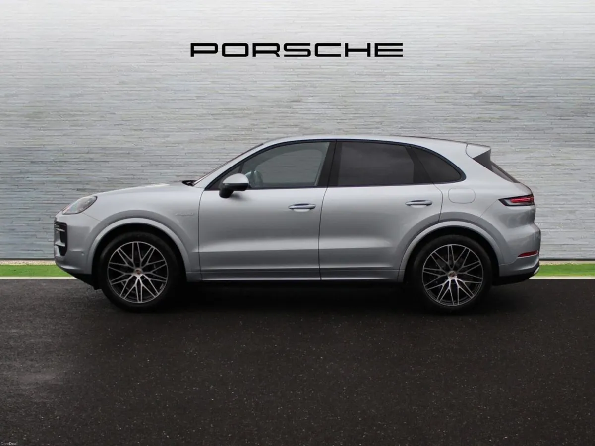 Porsche Cayenne E-Hybrid - Image 4