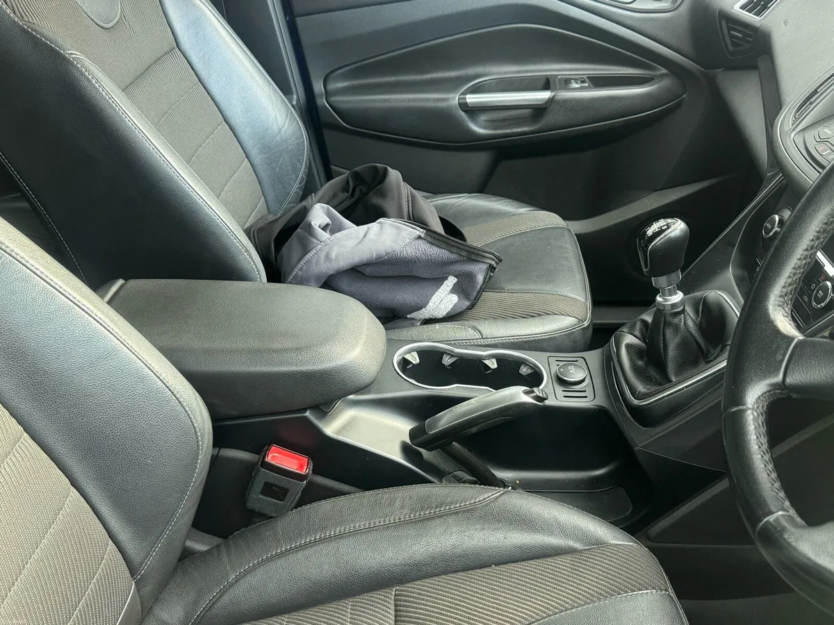 Ford kuga 2.0 titanium - Image 4