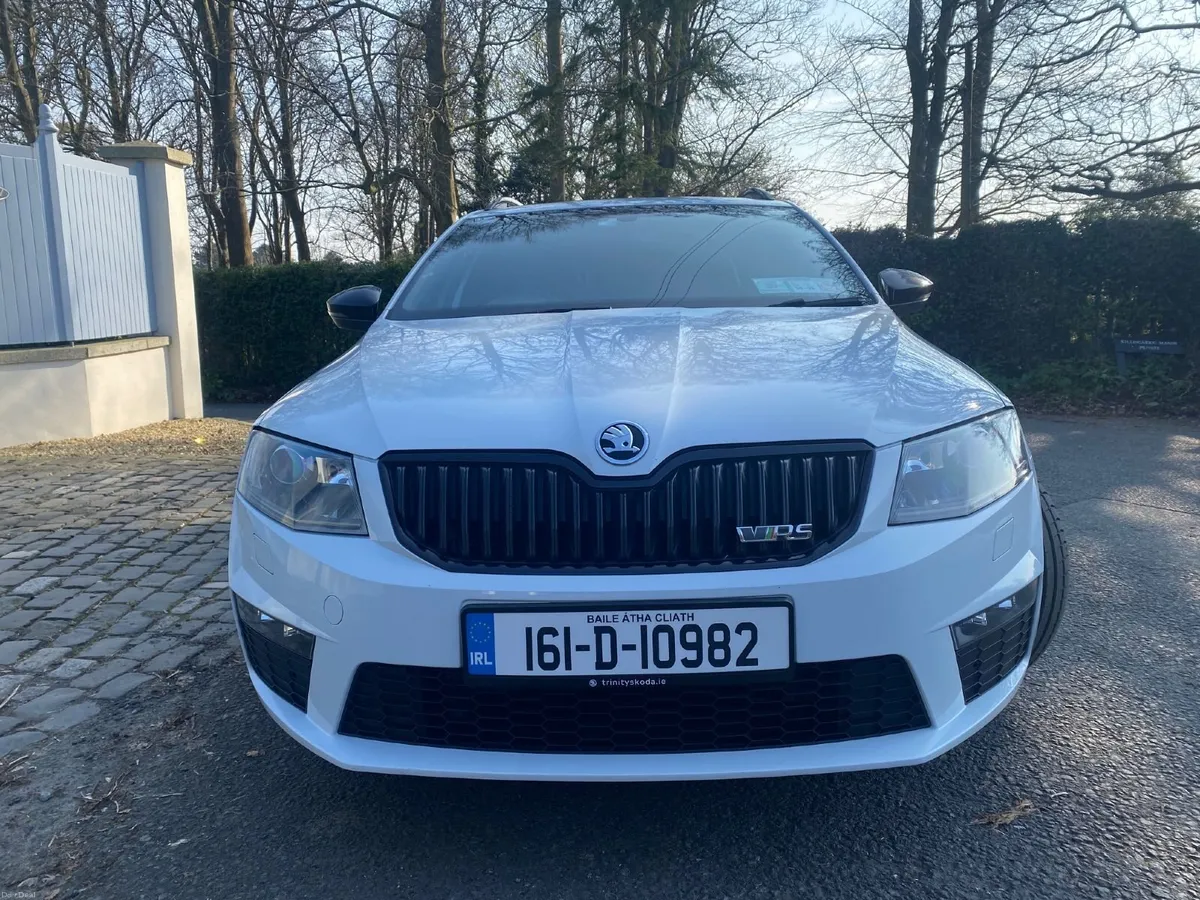 Skoda Octavia vRS Combi 2.0 - Low Mileage - FSSH - Image 2