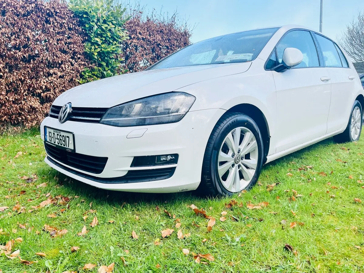 2015 Volkswagen Golf - Image 3