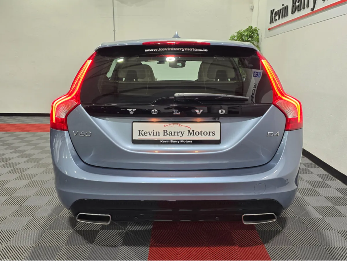 Volvo V60 **DEPOSIT TAKEN** - Image 4