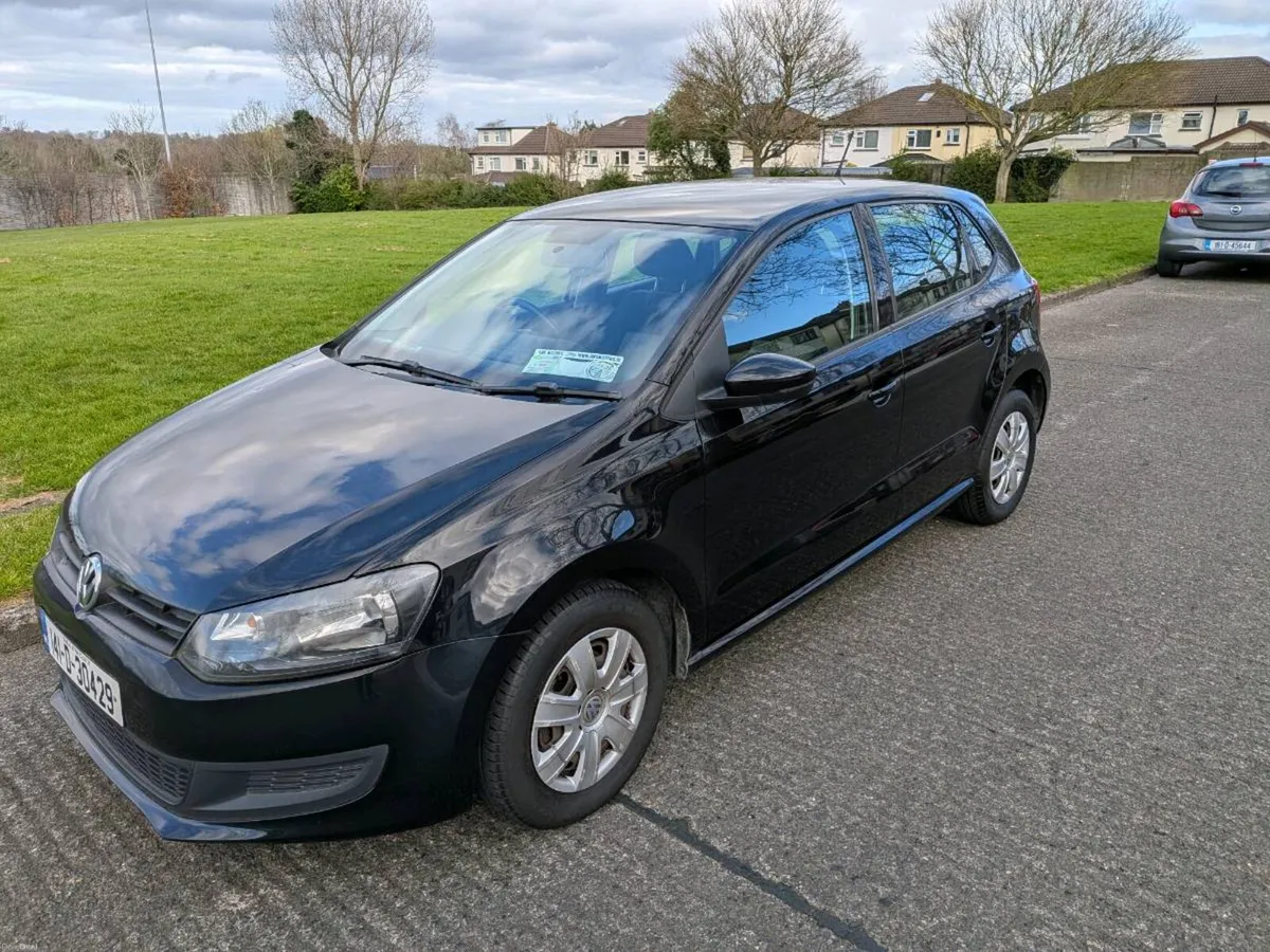 2014 Volkswagen Polo - Low milage - Image 3