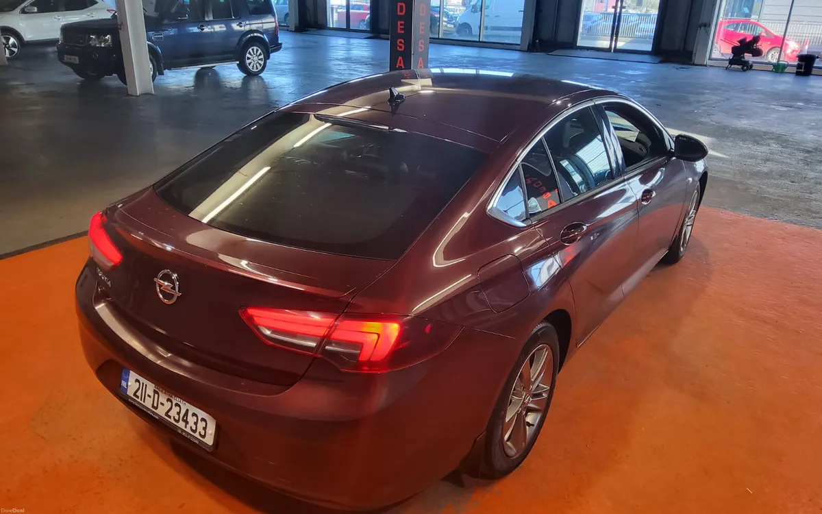 Opel Insignia 2021 - Image 3