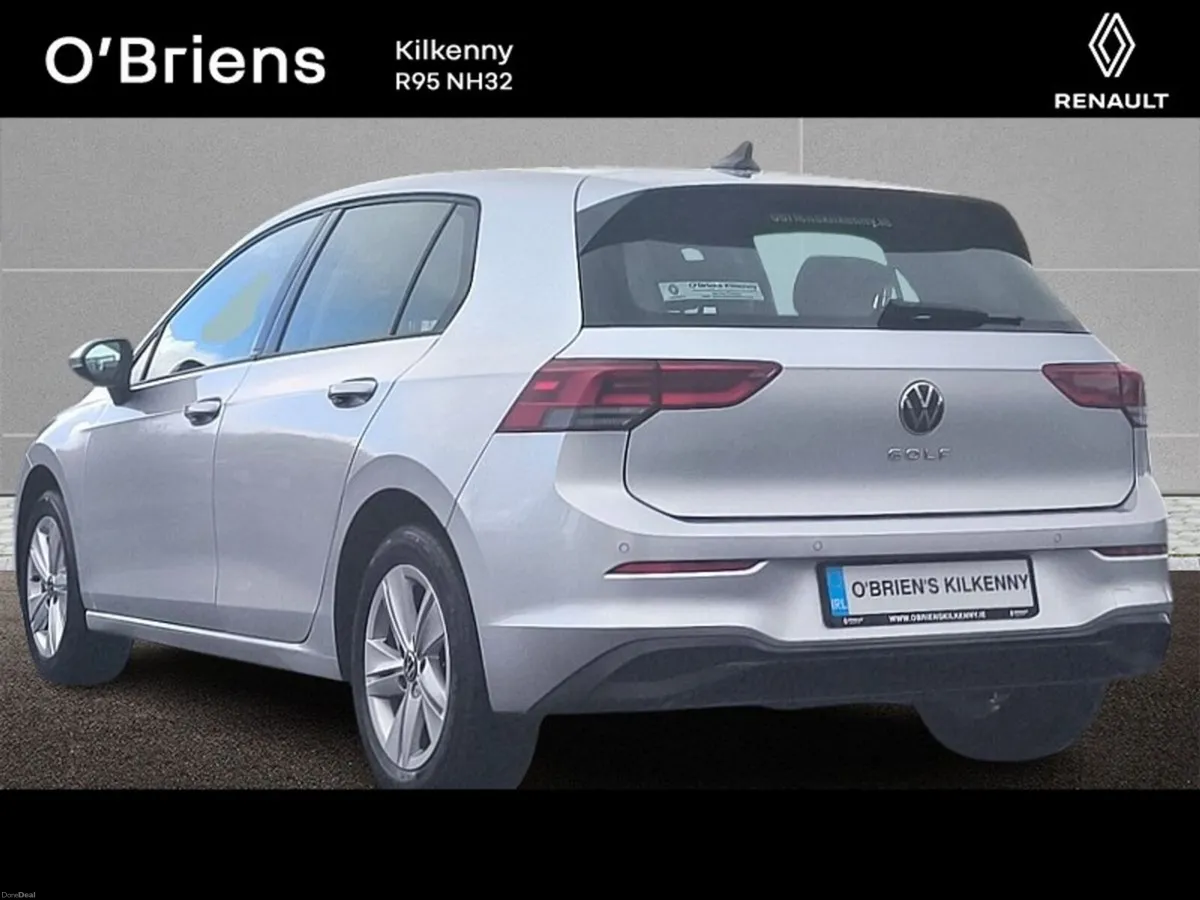 Volkswagen Golf LIFE 2.0 TDI 115 BHP 5DR *1 OWENER - Image 3