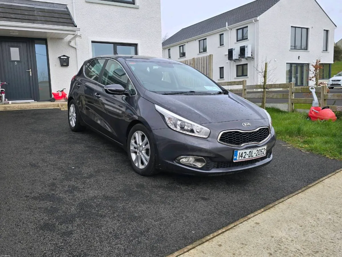 142 kia Ceed 1.6 Diesel (newNct) - Image 2