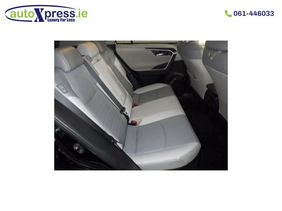 Toyota RAV4 4WD HYBRID G, Low mileage - Image 4