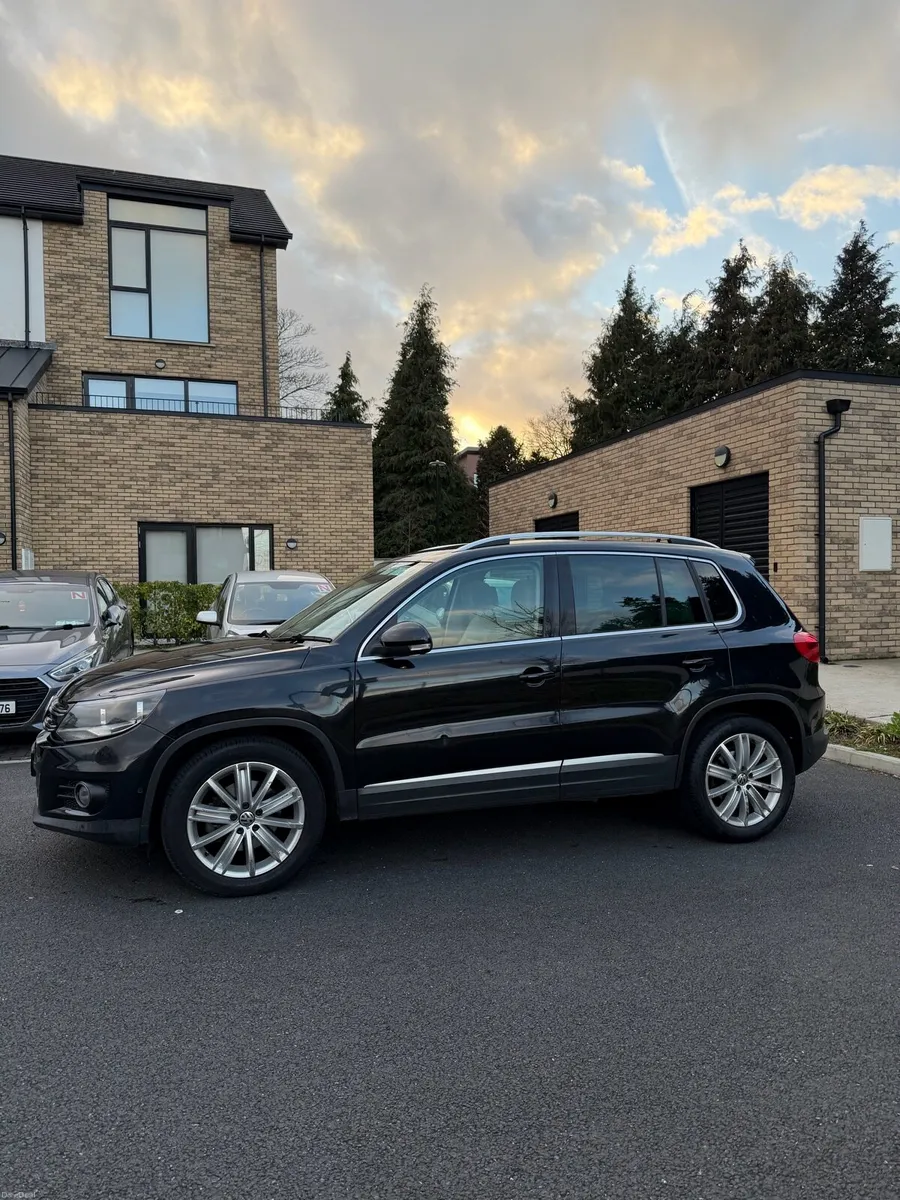 2015 Volkswagen Tiguan 2.0TDI - Image 2