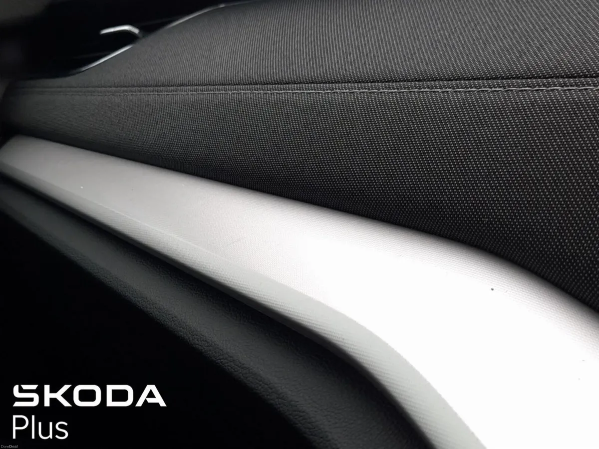 Skoda Octavia **SAT-NAV**HEATED SEATS**E-30 2.0TDI - Image 3