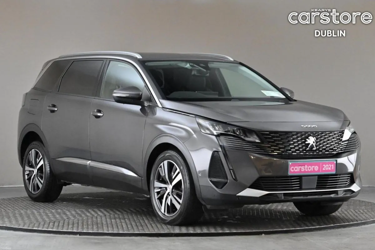 Peugeot 5008 1.5 BLUE HDI 6SPD ALLURE PACK 7SEATS - Image 1
