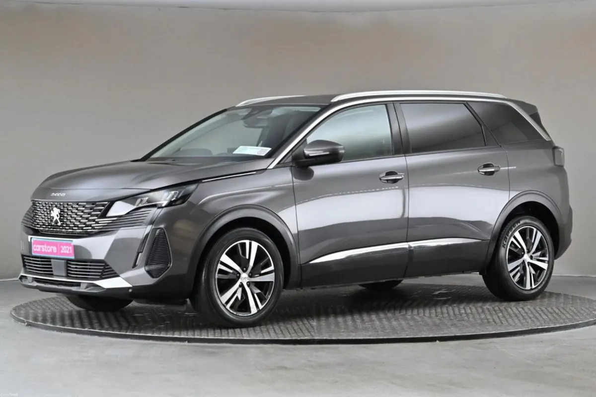 Peugeot 5008 1.5 BLUE HDI 6SPD ALLURE PACK 7SEATS - Image 4