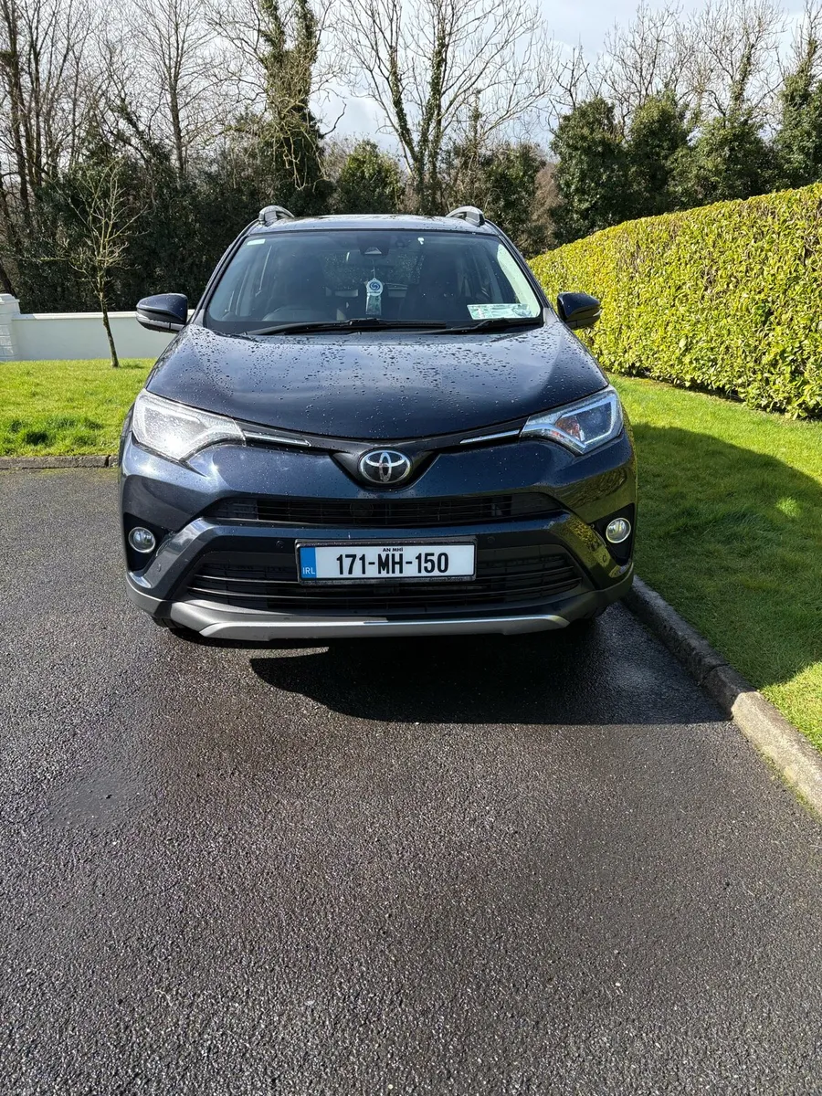 Toyota Rav 4 luna sport - Image 4