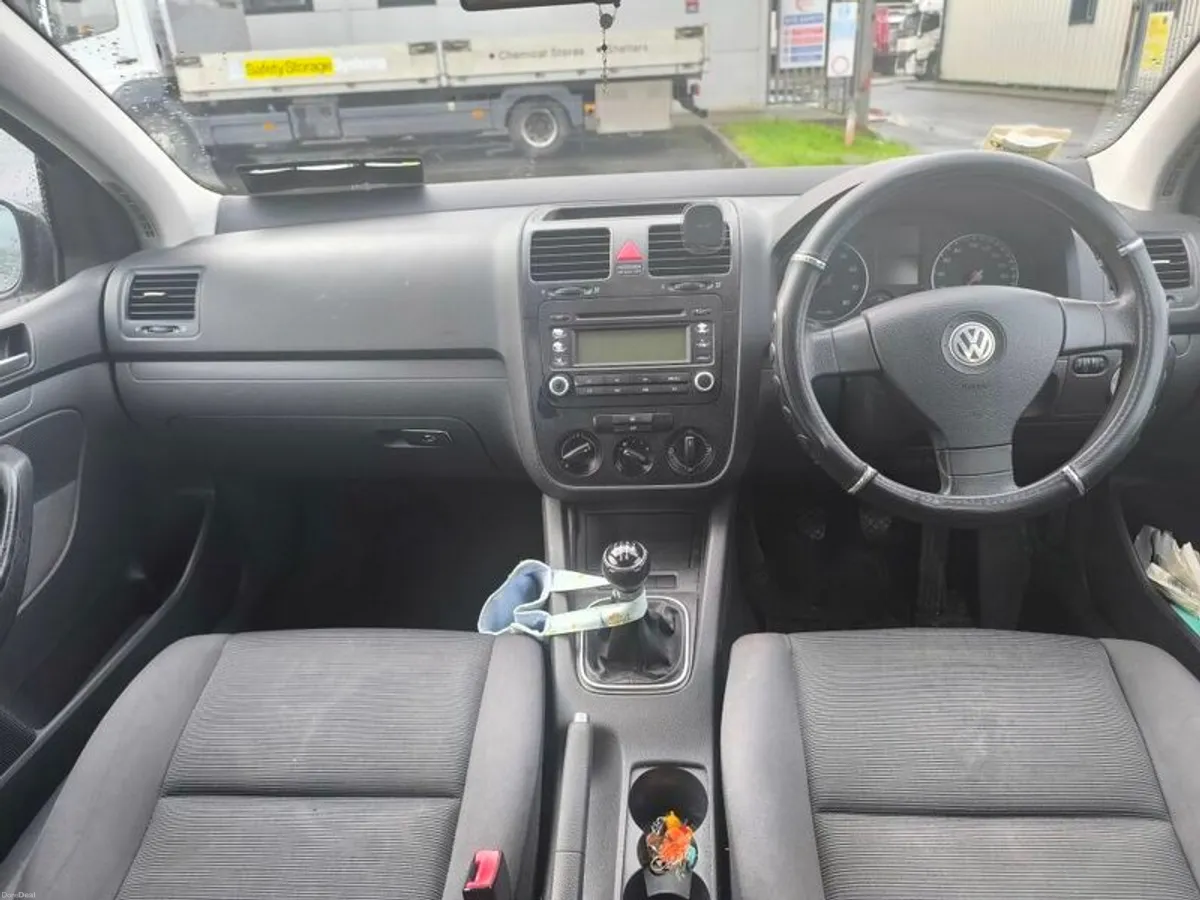 2006 Volkswagen Golf - Image 3