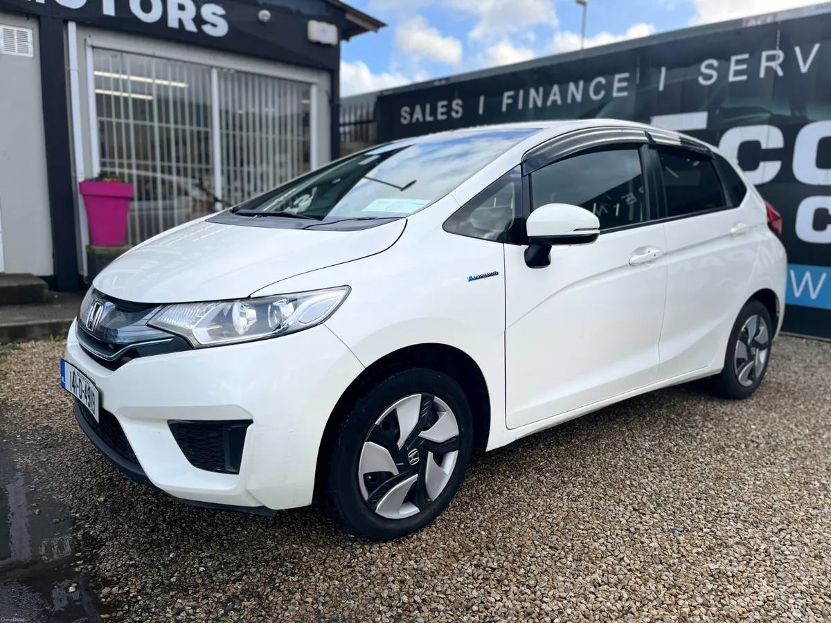 HONDA FIT, 1.5 HYBRID, AUTOMATIC, NCT&TAX - Image 3
