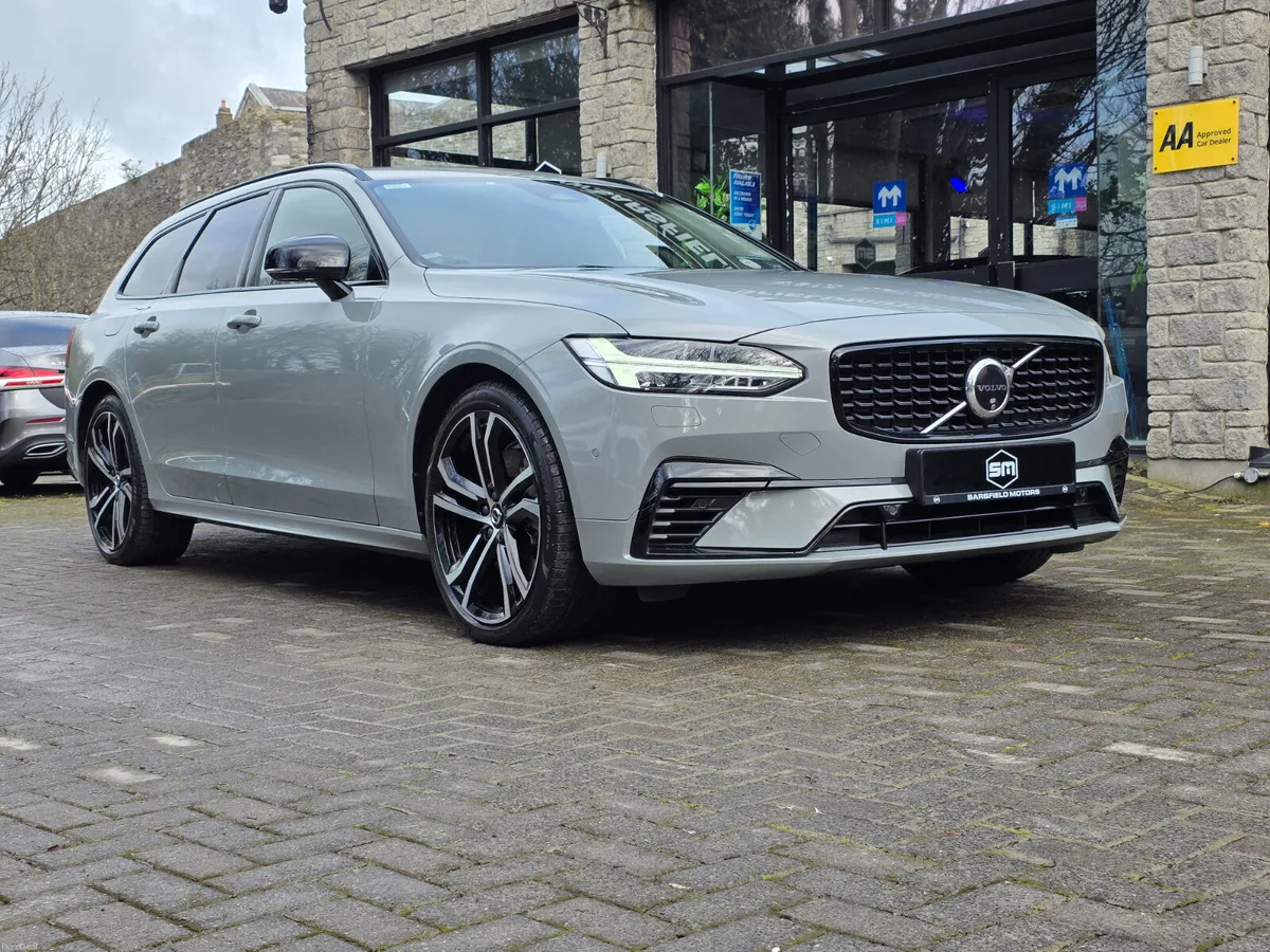 2023 VOLVO V90 2.0 T8 ULTIMATE AWD. - Image 4