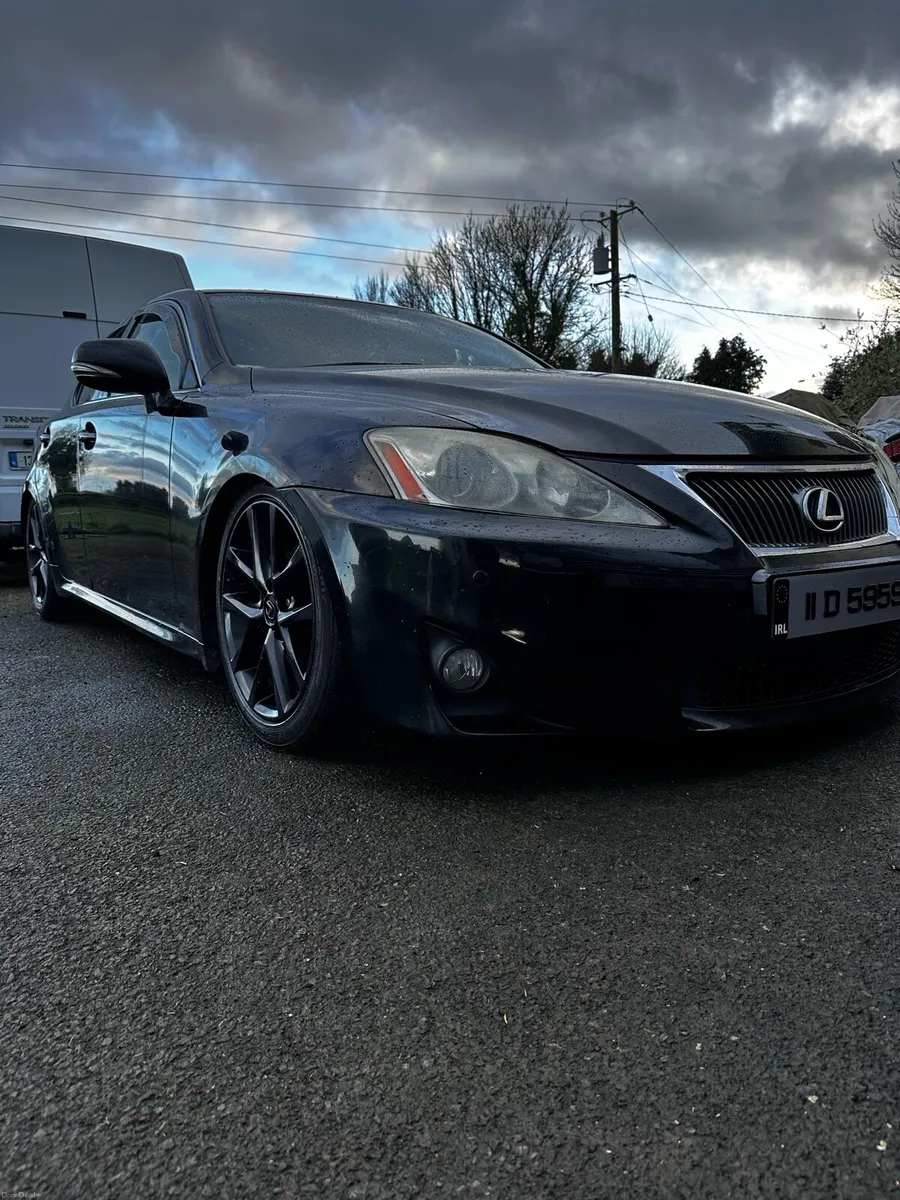 Lexus is200D - Image 2
