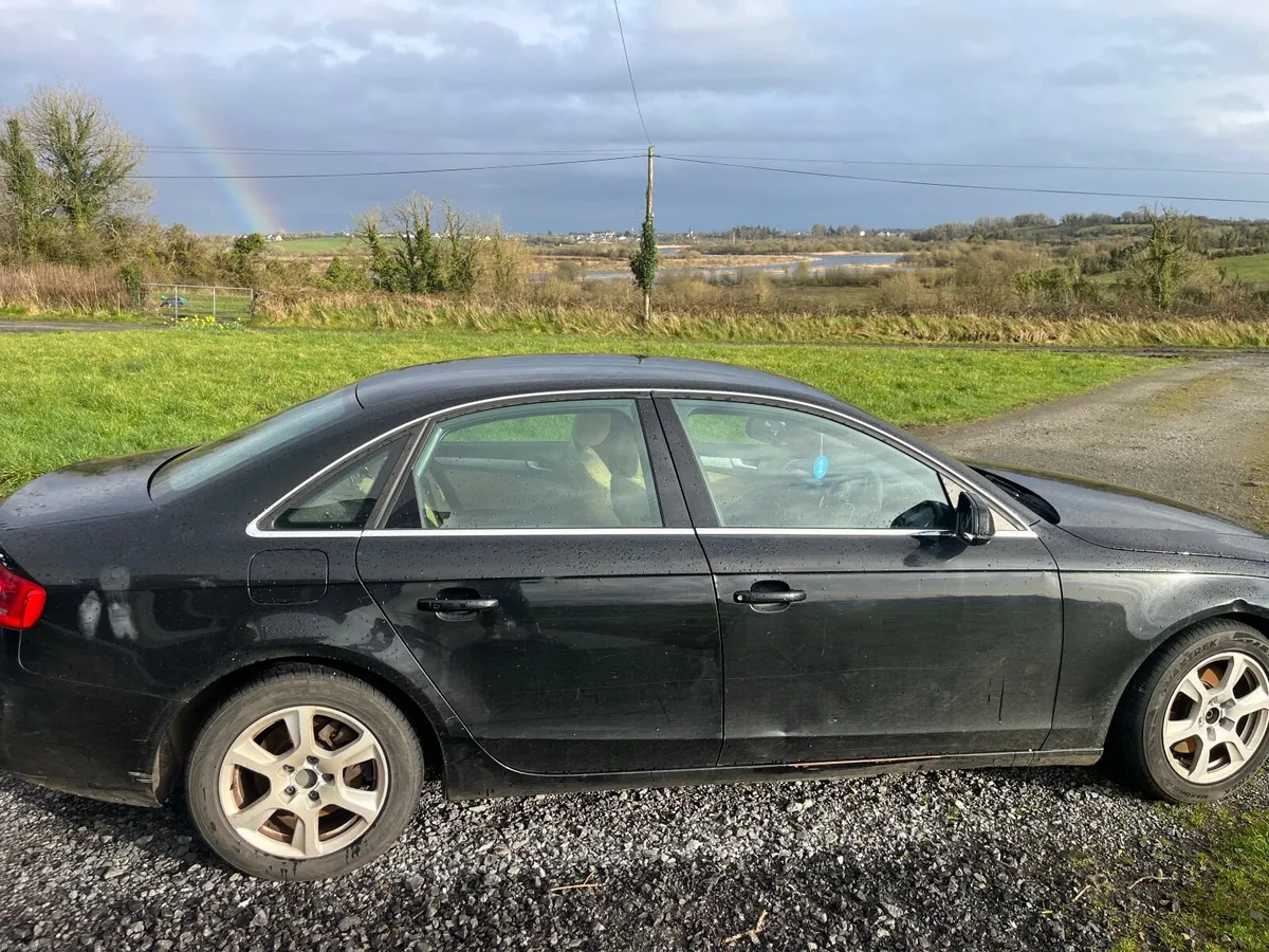 Audi A4 2011 - Image 1