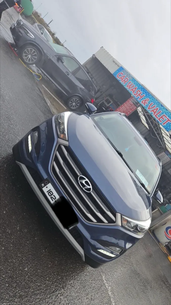 Tucson executive - Image 2