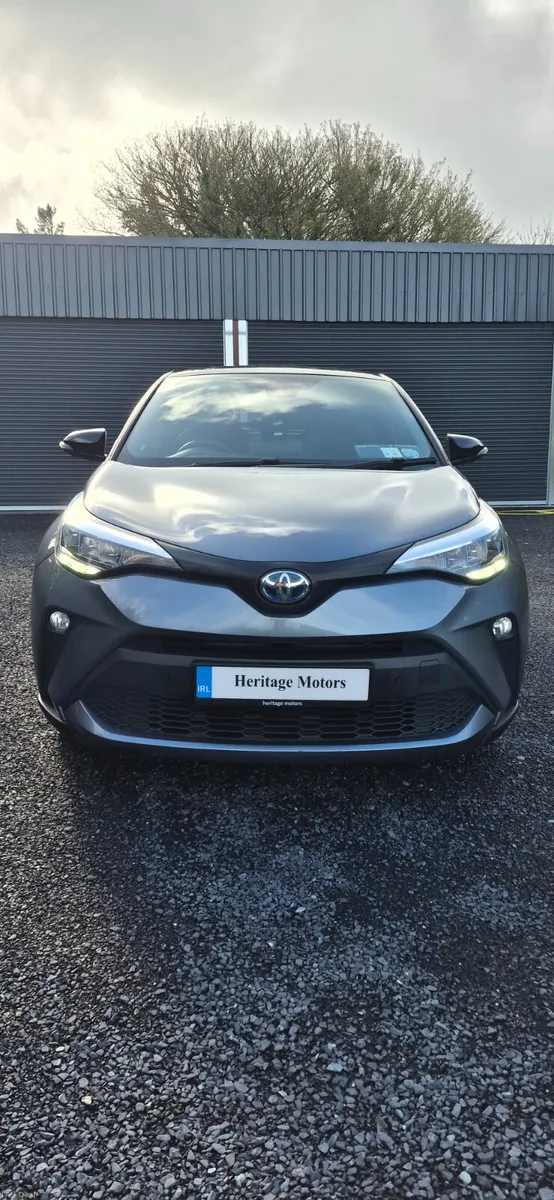 TOYOTA C-HR 2022 SPORT BI-TONE - Image 3