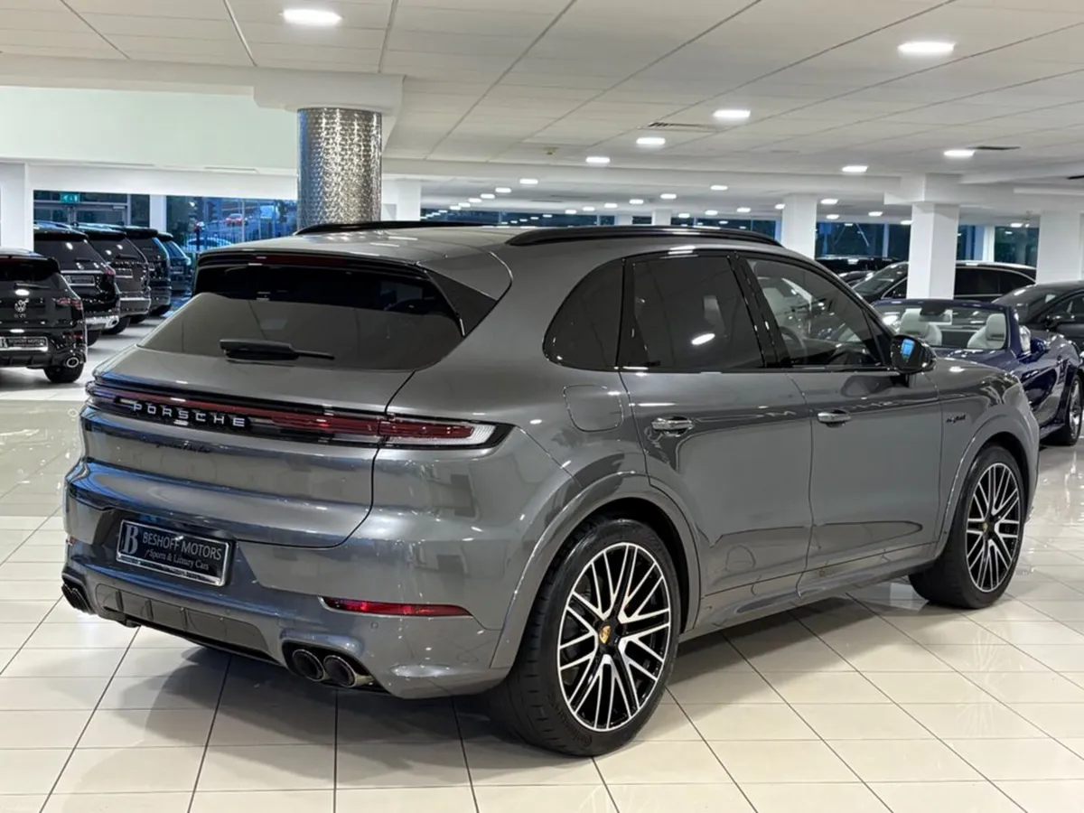 Porsche Cayenne TURBO 4.0 V8 E-HYBRID=HUGE SPEC//L - Image 3
