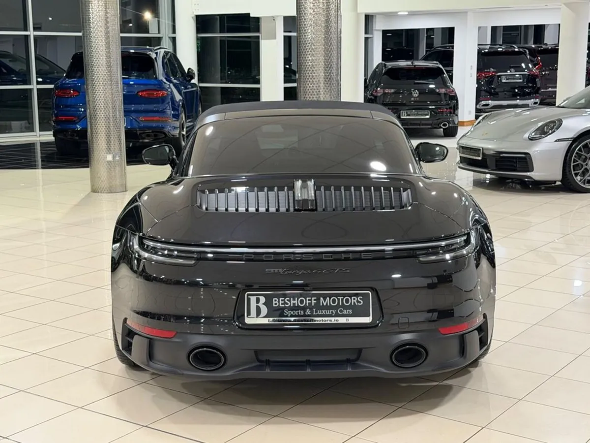 Porsche 911 TARGA 4 GTS=ONLY 9000 MILES//HUGE SPEC - Image 4