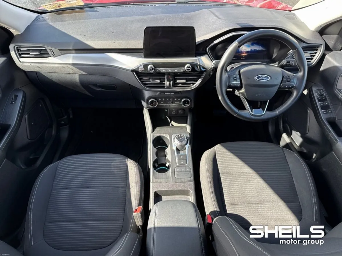 Ford Kuga 2.5 Duratec 225PS PHEV Titanium Auto - Image 3