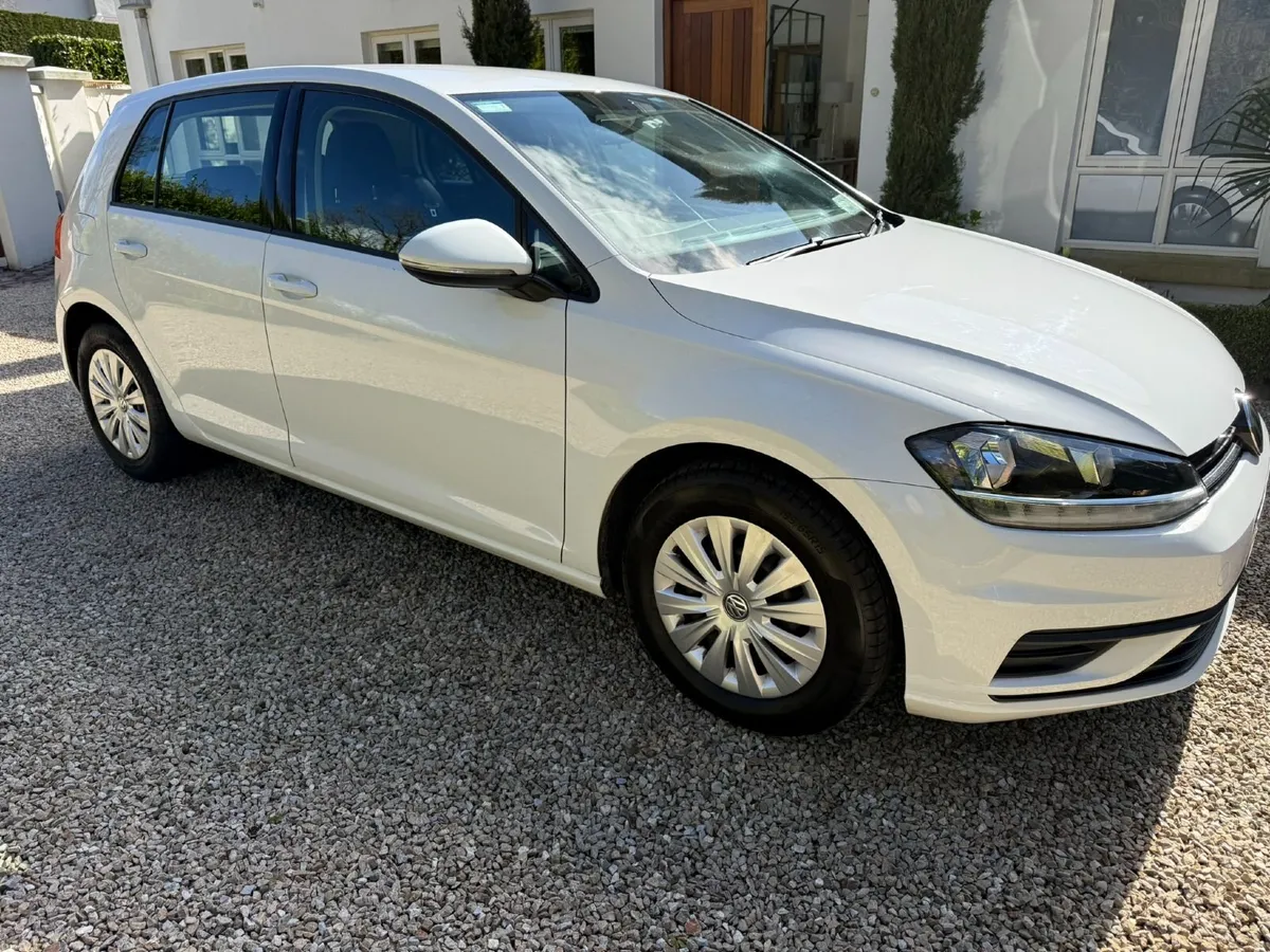 Volkswagen Golf 2019 1.0 L TSI Petrol - Image 2