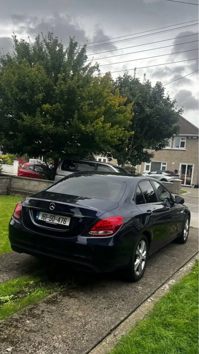 Mercedes Benz C Class - Image 4