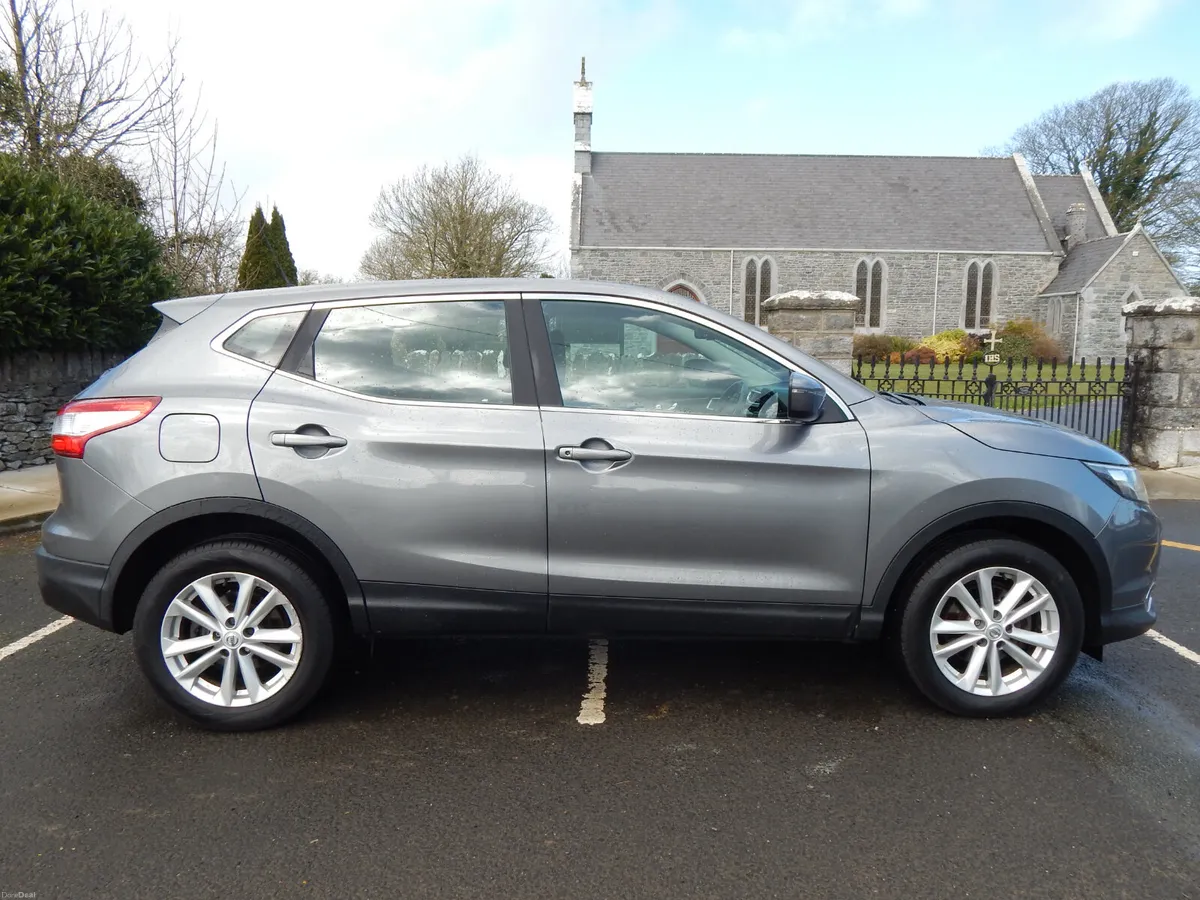 2017 Nissan Qashqai Acenta NCT 06/27 - Image 2