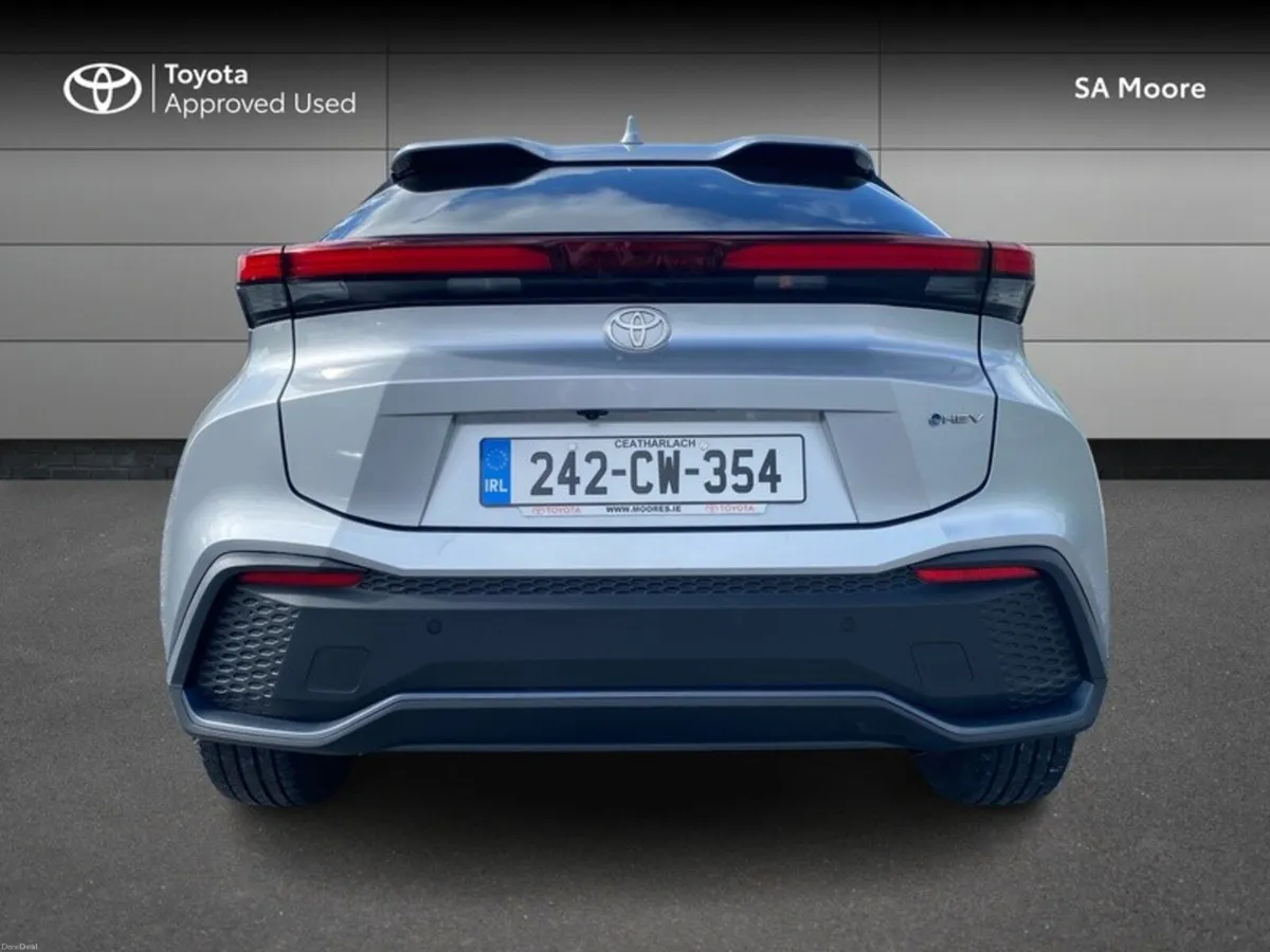 Toyota C-HR HYBRID SPORT - Image 4
