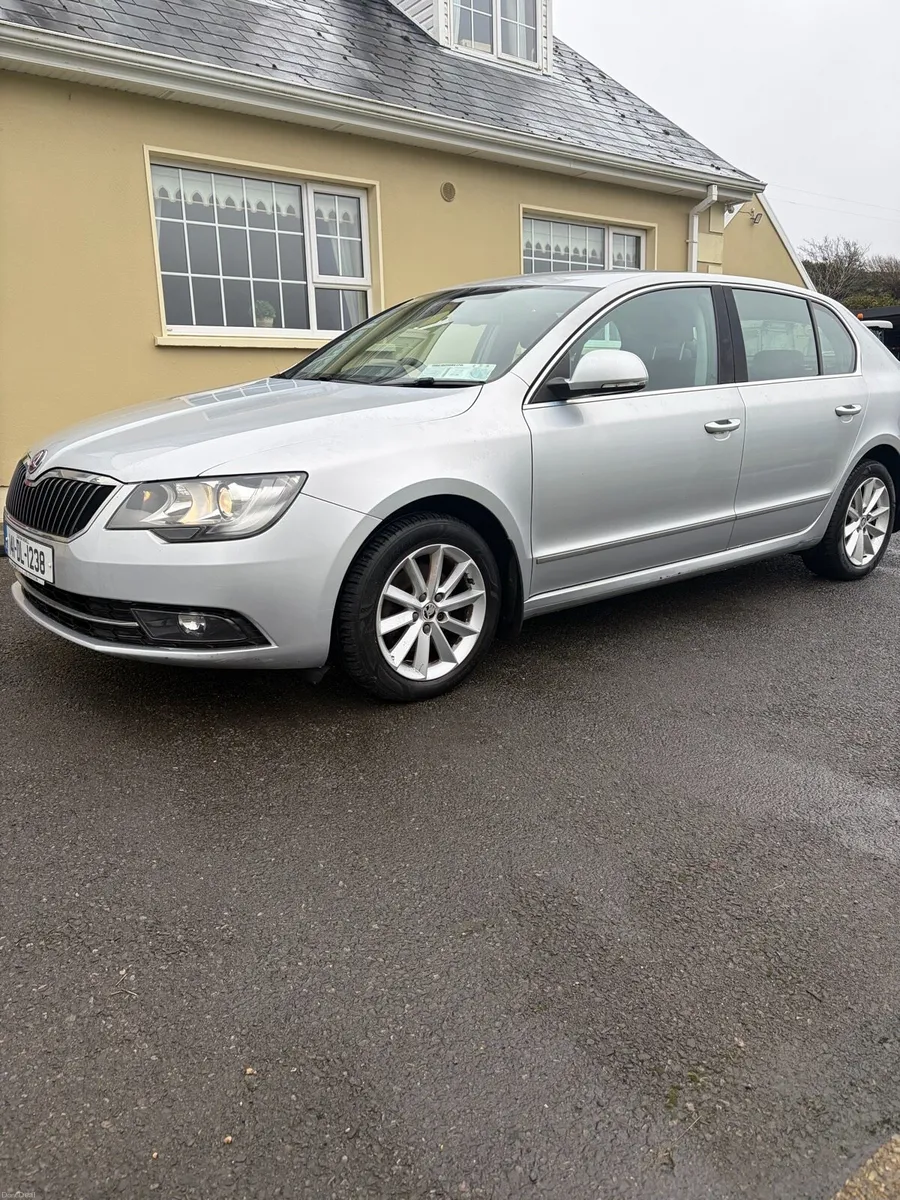 2014 Skoda superb - Image 3