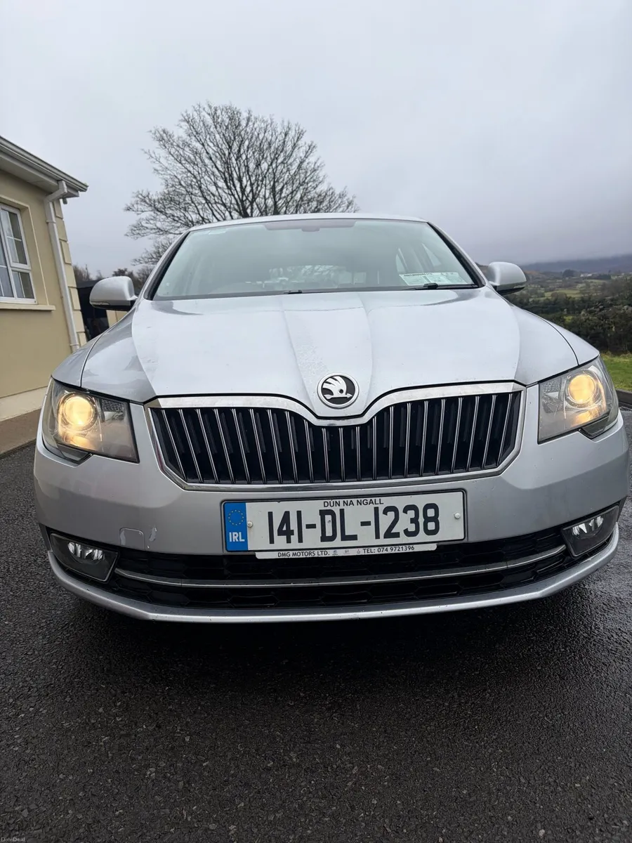 2014 Skoda superb - Image 2