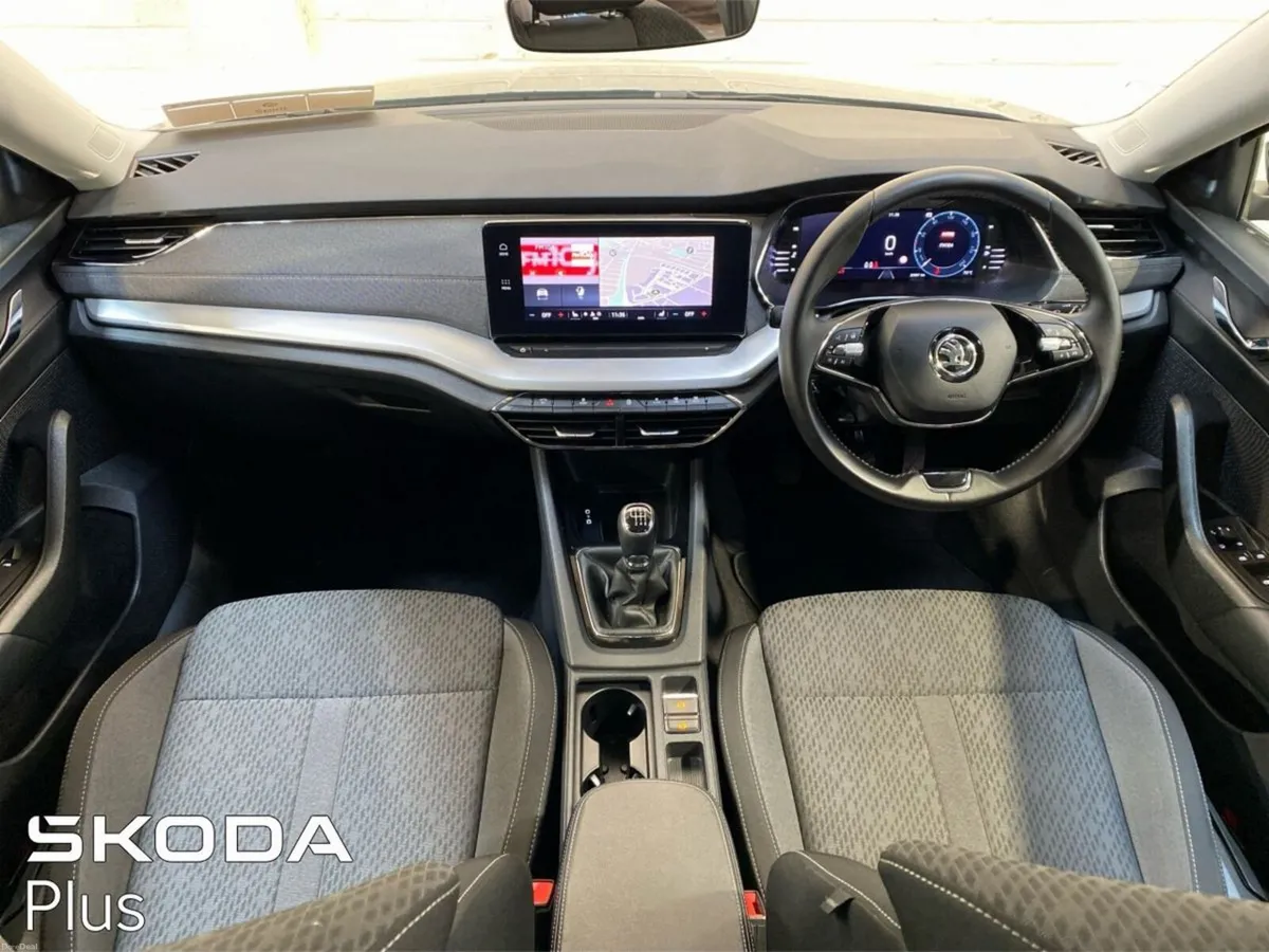 Skoda Octavia Style 1.0TSI 110bhp *Extras* - Image 3